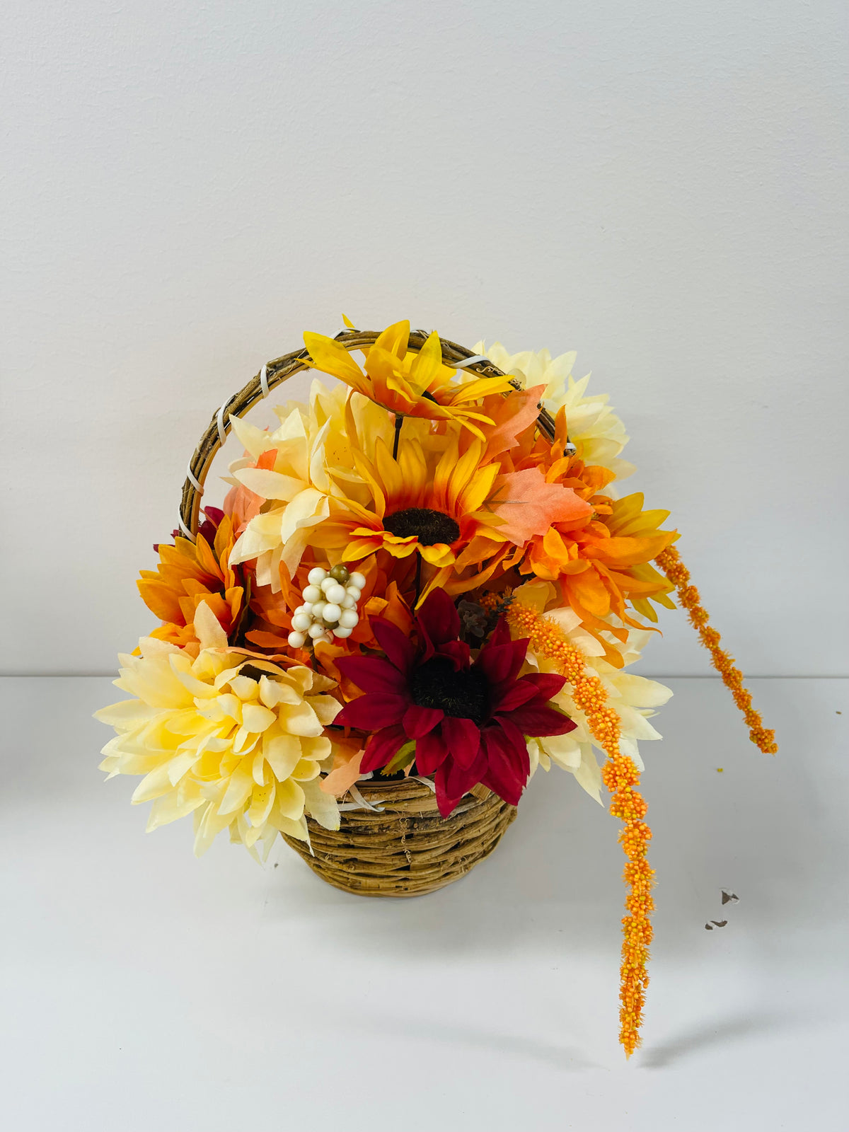 Artificial autumn basket